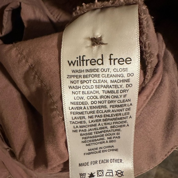 ARITZIA Wilfred Free Ascendant Pant in Deep Taupe - Picture 8 of 16